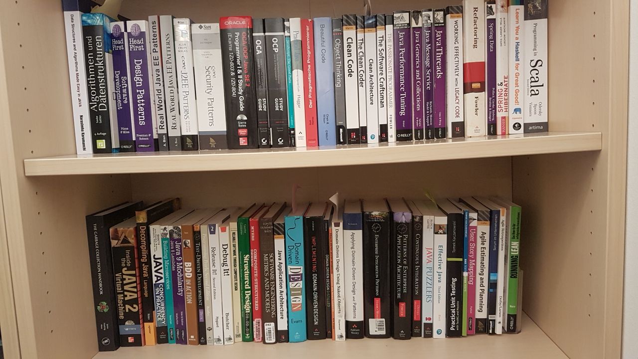 Java Bookshelf