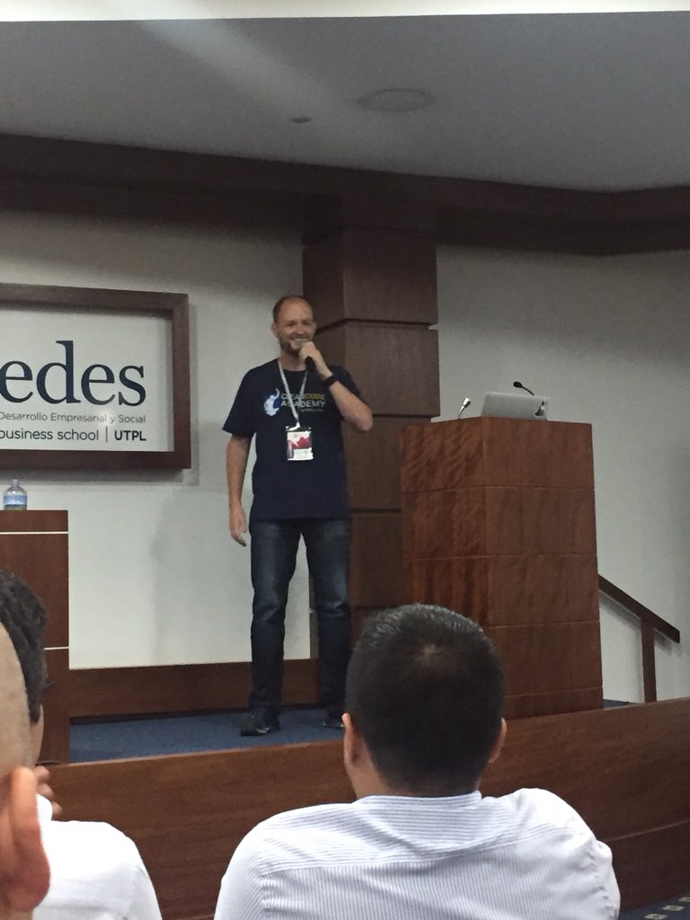 Marcus Biel talks at Java Day Ecuador